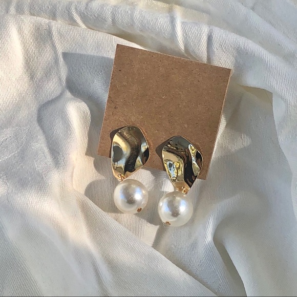 MELODY Jewelry - Gold Pearl Dangle Earrings, faux pearl earrings,
